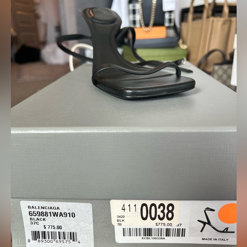 Balenciaga Heels - Picture 2 of 3